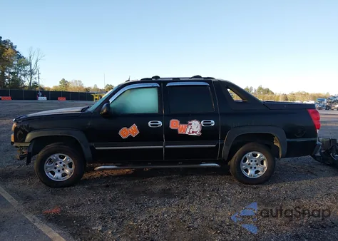 2005 Chevrolet Avalanche 1500 Z66 из США, поврежденный, VIN 3GNEC12Z95G241113